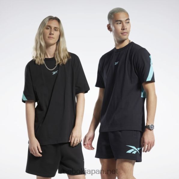 定番ブランドが誇るTシャツ Reebok 黒 0P408355